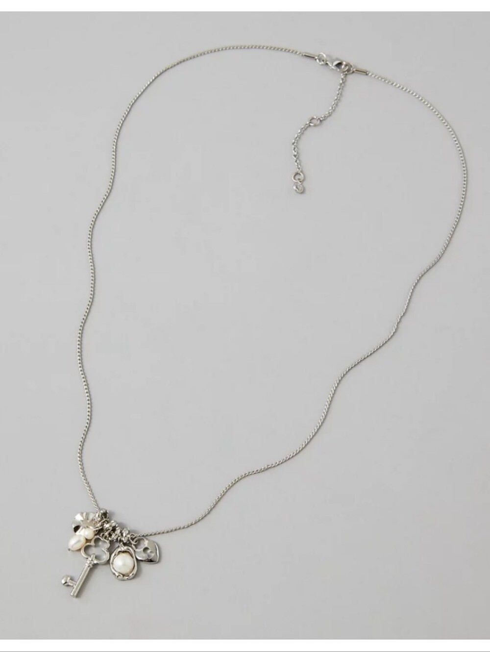 NWOT AMERICAN EAGLE cluster Charm Necklace
